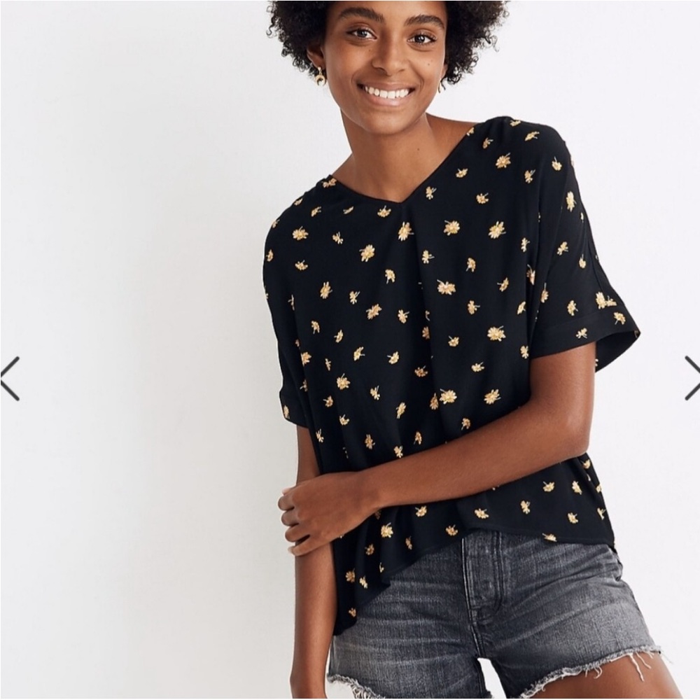 Madewell Sunflower pattern short sleeve shirt tie blouse